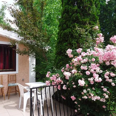 Apartmanhaz Сasa de vacaciones *